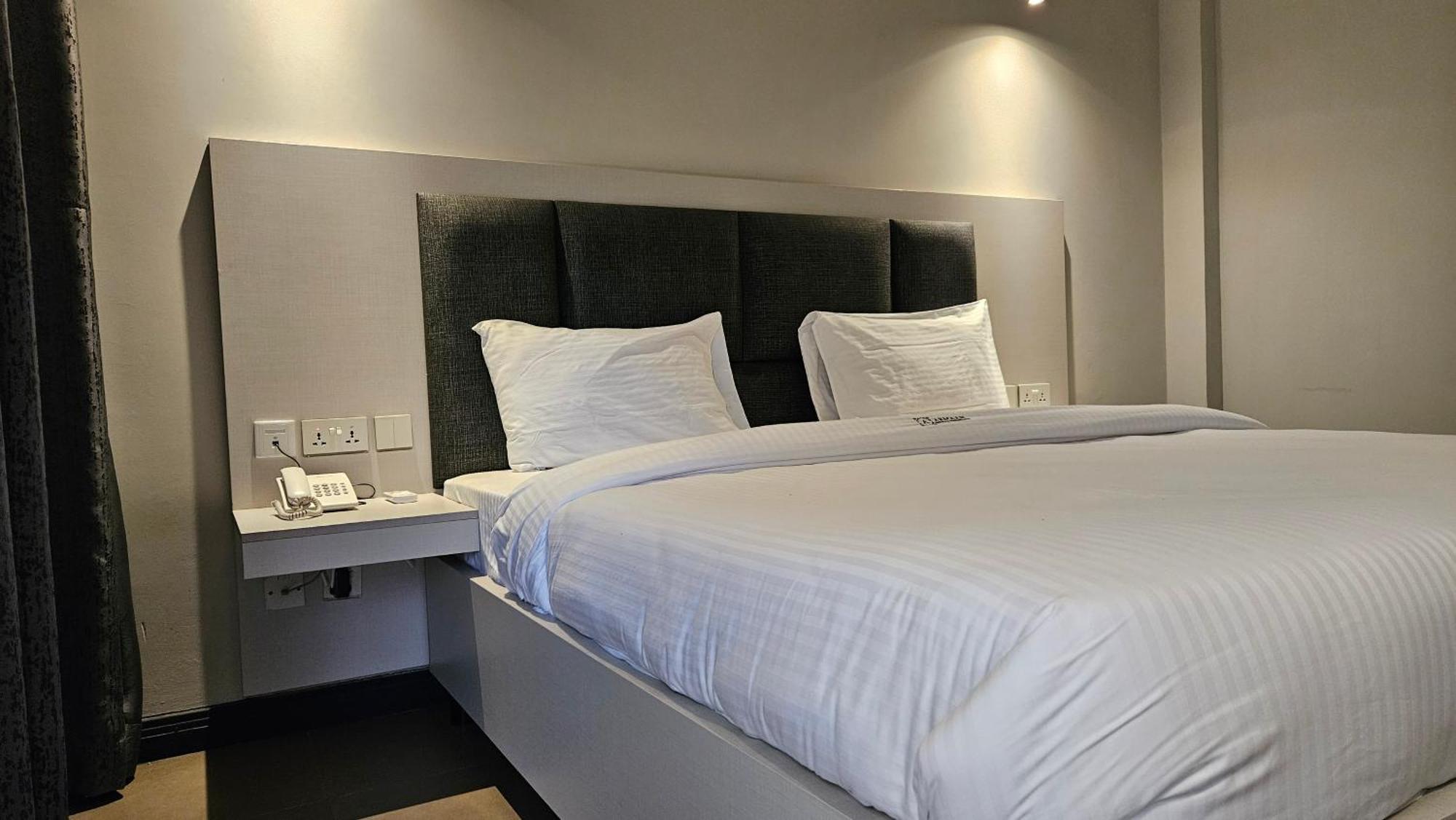 The Ivory Hotel Nairobi Buitenkant foto